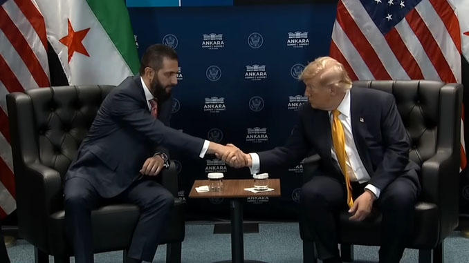 Trump kiitis Süüriat juhtivat endist al Qaeda terroristi ja lubas eemaldada riigi terrorismi toetavate riikide nimekirjast
